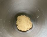Une image de l'étape 4 de Pâte brisée aux deux farines et lait entier.