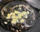 รูปขั้นตอนการทำที่ 2 ของ ผัดดอกกะหล่ำหมู