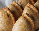 A picture of step 1 of Meat pie.