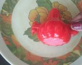 A picture of step 5 of Strawberry Coconut Modak.