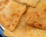 A picture of step 7 of Traditional irish potatoe bread.