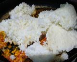 Foto langkah ke 4 dari resep Nasi goreng kencur rebon daun jeruk.