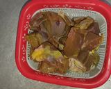 A picture of step 2 of Beef Kaleji 🫁🫀.