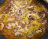 Foto del paso 5 de la receta: Rollitos de pavo en salsa