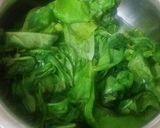 A picture of step 2 of Palak paneer.