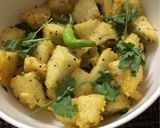 A picture of step 2 of Masala idli.