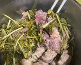 Hình bước làm 3 của món Canh thịt bò nấu dưa muối chua ngọt