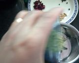 A picture of step 3 of Holi Special Thandai.