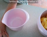 Foto del paso 1 de la receta: Tortilla de papas de bolsa V2