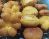 Foto langkah ke 4 dari resep Donat Labu Kuning.