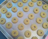 Foto langkah ke 3 dari resep Cake Donat kering.
