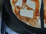 Pita pizza