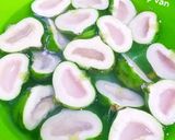 Hình bước làm 1 của món Vả trộn thịt heo