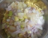 A picture of step 3 of Cheese Bhel Puri Parcels.
