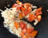 Foto langkah ke 2 dari resep Sosis dan Telur Asam Manis.