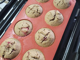 Muffins de banana y frutilla🍌🍓 Aptos SIBO