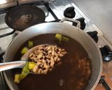 Foto del paso 1 de la receta: Arroz con frijol cabeza negra y repollo