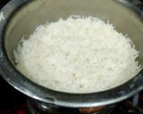 A picture of step 1 of Dal Palak Khichdi.