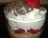 Φωτογραφία βήματος 8 της συνταγής Trifle..Γλυκάκι της στιγμής