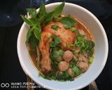 รูปขั้นตอนการทำที่ 4 ของ ก๋วยเตี๋ยวไก่​