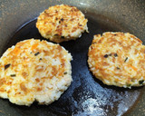 Foto del paso 3 de la receta: Hamburguesas de arroz y atún