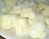 Fehér krémes leves sült karfiollal recept fázis 3 fotója
