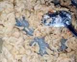 A picture of step 3 of Noodles pakory.