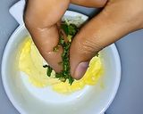 A picture of step 10 of Garlic Bread Potato Sandwich.