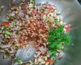 A picture of step 4 of Sprouts Salad.