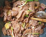 Hình bước làm 3 của món Mỳ bò