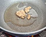 รูปขั้นตอนการทำที่ 4 ของ ไก่คั่วขิง