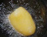 A picture of step 2 of Stuffed Tandoori Aloo.
