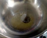 A picture of step 1 of Matar Poha.