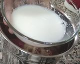 Strawberry Milkshake in tamil(ஸ்ட்ராவ்பெர்ரி) ரெசிபி ஸ்டேப் 2 புகைப்படம்