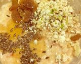 A picture of step 4 of Papaya Oats Healthy Breakfast.