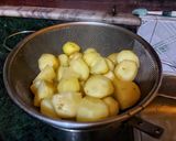 আলুর দম (Aloor dum recipe in Bengali) রেসিপির ধাপ 1 ছবি