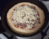 Foto langkah ke 6 dari resep Pizza teflon empuk anti gagal.