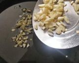 A picture of step 5 of Aloo palak.