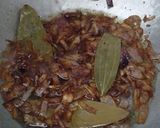 A picture of step 1 of Sindhi pulav.