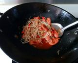 Foto langkah ke 1 dari resep Tumis TOGSIS (Toge Sosis).