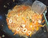 Foto langkah ke 3 dari resep Spagetti kuah cumi.
