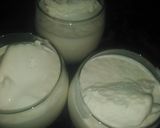 A picture of step 2 of Vanilla shake.