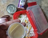 Une image de l'étape 6 de Lunchbox équilibrée : Salade de riz au thon, vinaigrette maison et yaourt 🍱.