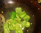 A picture of step 1 of Kadai paneer.