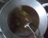 Foto langkah ke 3 dari resep Rawon Daging Sapi Bumbu Instan Indofood.