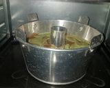 Foto langkah ke 6 dari resep Chiffon pandan coklat.