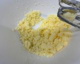 A picture of step 5 of Vanilla cupcakes.