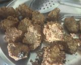 A picture of step 3 of Vrat's crispy potato Pakode.