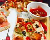 A picture of step 4 of Spicy Mexican Chili Pizza.