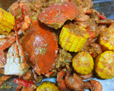 Foto langkah ke 5 dari resep Seafood ala-ala crazy crab (kepiting udang saus Padang).